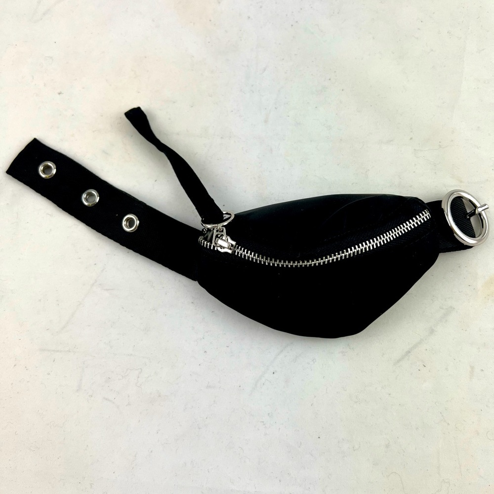 Zara Wristlet Change Purse
